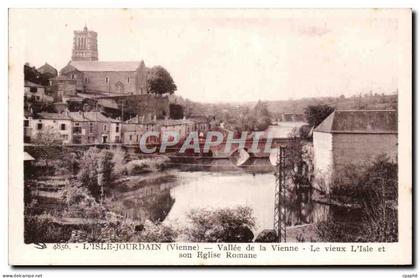 CPA L'Isle Jourdain Vallee de la Vienne Le vieux L'Isle et son Eglise Romane