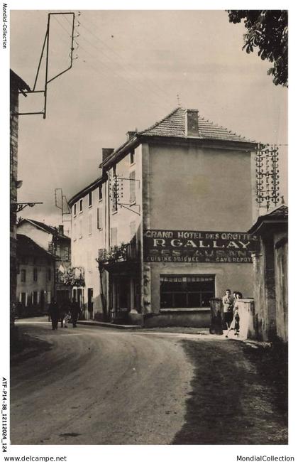 ATFP14-0957-38 - LA BALME-LES-GROTTES - L'entrée du village