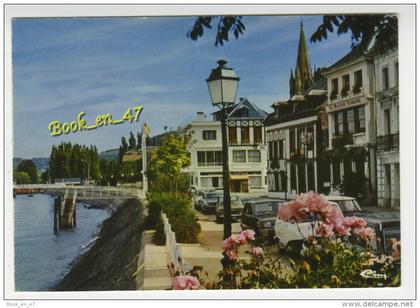 {45646} 76 Seine Maritime La Bouille , Les quais fleuris des bords de Seine et ses hôtels restaurants