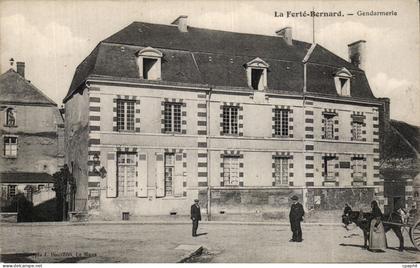 CPA La ferte Bernard Gendarmerie