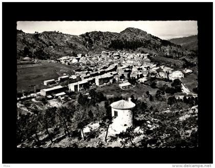 83 - LA GARDE-FREINET - vue aérienne