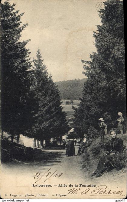 CPA La Louvesc Allee de la Fontaine