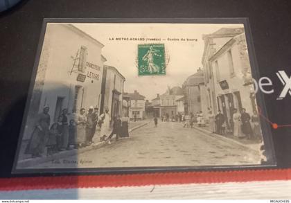 LA MOTHE ACHARD *-   centre bourg