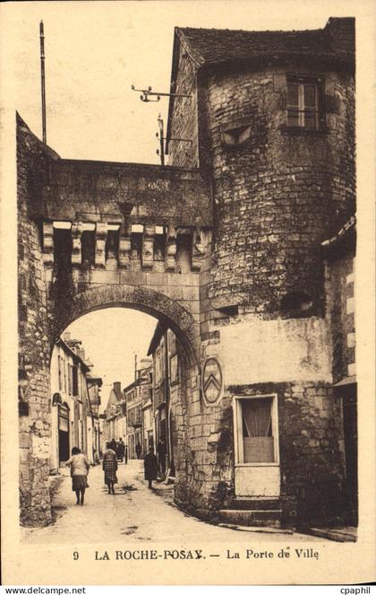 CPA La Roche Posay la porte de Ville