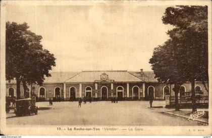 CPA La Roche sur Yon La gare