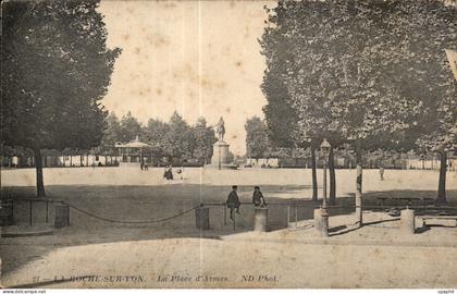 CPA La Roche sur Yon La place d Armes