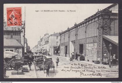 FRANCE, Postcard, La Roche-sur-Yon, The market