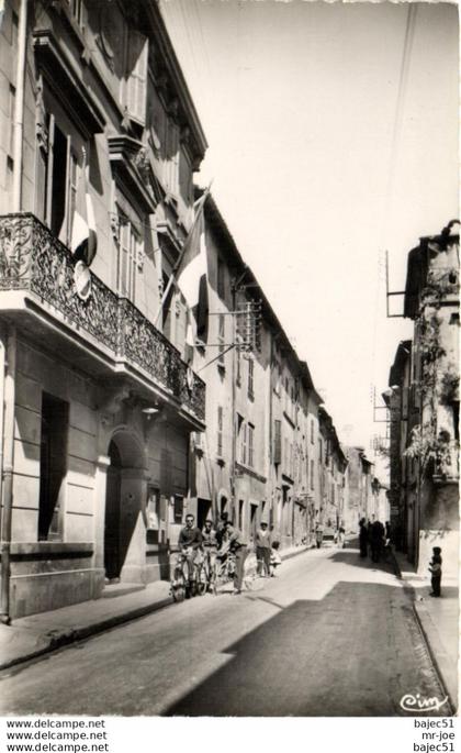 La Roquebrussanne - l'hôtel de ville