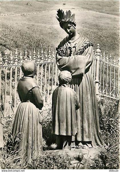 Carte Postale - 38 - La Salette - Pèlerinage de Notre Dame de La Salette - Vierge de la Conversation - Mention Photograp