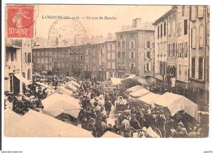 LANGOGNE - Un jour de marché