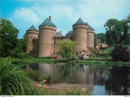 53 - Lassay les Chateaux - Le Château féodal et l'étang - CPM - Voir Scans Recto-Verso