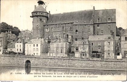 CPA Laval L ancien chateau des Comtes de laval