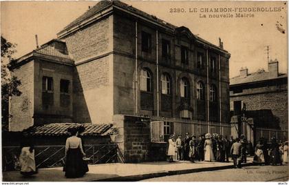 CPA Le CHAMBON-FEUGEROLLES - La nouvelle Mairie (430725)