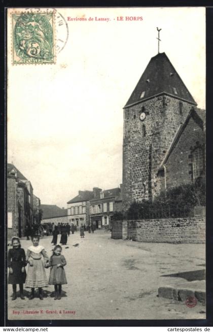 CPA Le Horps, vue de la rue bei der l'Église