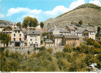 CPM Pont de Montvert Lozere Une vue sur le Quai