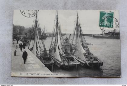 Le Tréport, bateaux de pêche, Seine Maritime 76