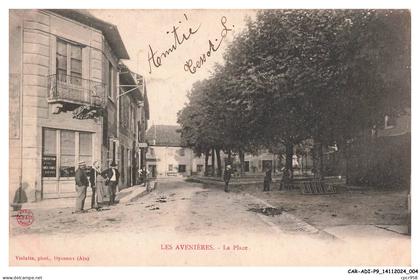 CAR-ADIP9-0557-38 - LES AVENIERES - la place