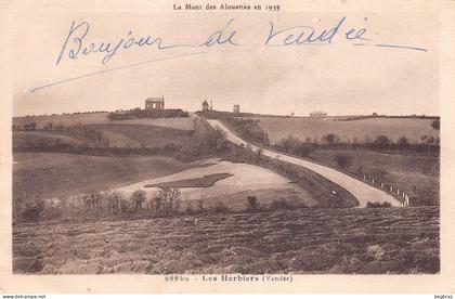 LES HERBIERS
