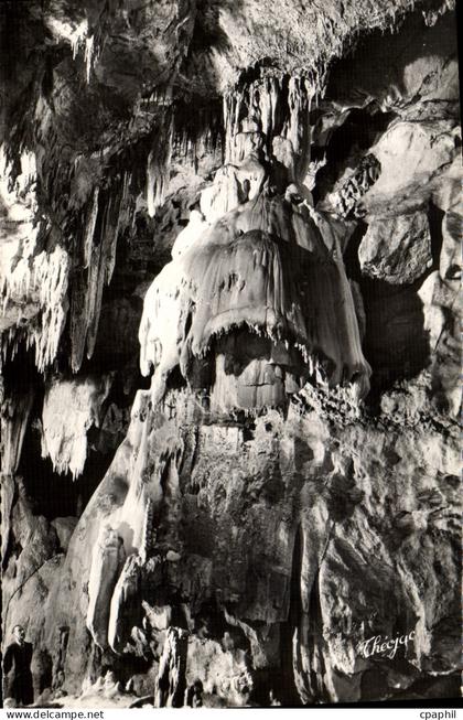CPM Grottes De Betharra La Cloche
