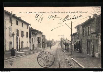 CPA Limonest, La Gendarmerie et la route de Limonest