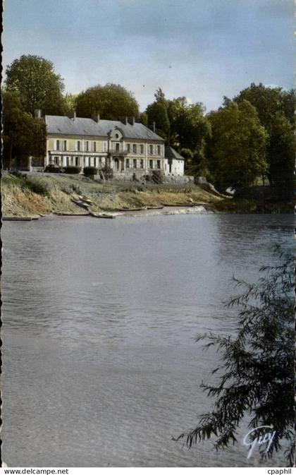 CPSM Environs de Lizy sur Ourcq Chateau Marysien