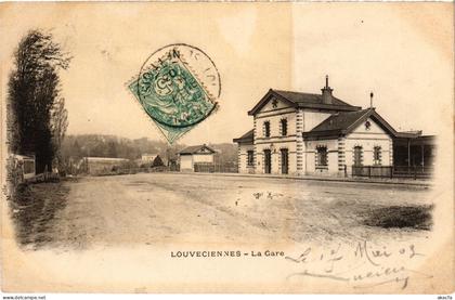 CPA Louveciennes La Gare FRANCE (1378752)