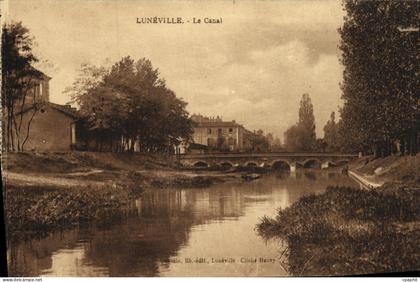 CPA Luneville Le Canal