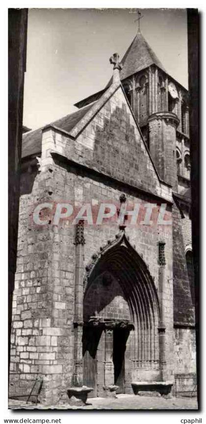 CPA Lusignan Portail Vued e l'eglise et clocher