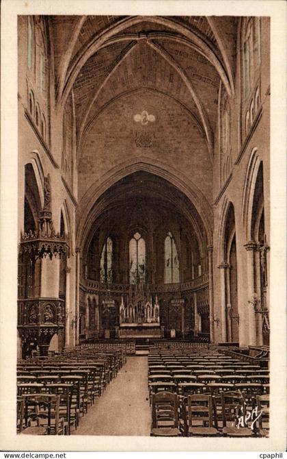 CPA Marmande Interieur de l'eglise