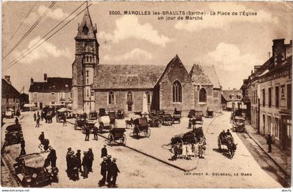 CPA Marolles-les-Braults La Place de l'Eglise FRANCE (1451207)