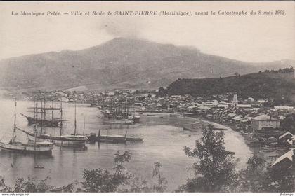 1910. MARTINIQUE. Carte postale (MARTINIQUE La Montagne Pelee - Ville et Rade de SIANT-PIERRE (Martinique)... - JF436987