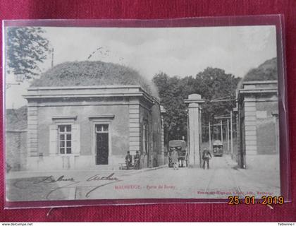 CPA - Maubeuge - Porte de Bavay