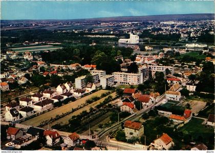 CPM Maurecourt Vue generale aerienne FRANCE (1452465)
