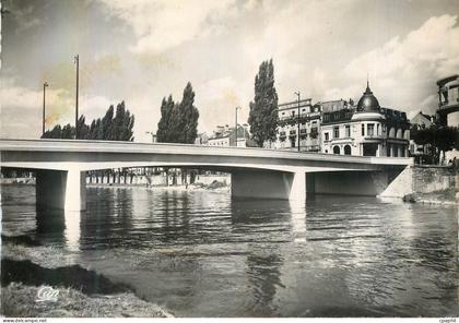 CPM Melun Le Nouveau Pont