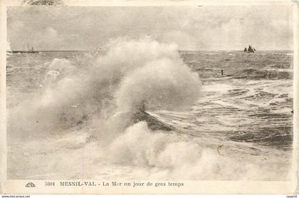 CPA Mesnil Val La Mer un jour de gros Temps