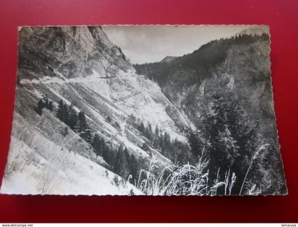 CPSM  Mieussy Carte Postale Europe France  [74] Haute Savoie Mieussy Cachet rural sixt 1957 voir scanns