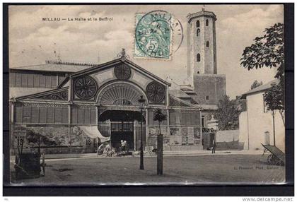 12 - Millau - La Halle et le Beffroi