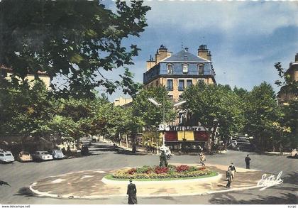 CPSM Millau Place du Mandarous