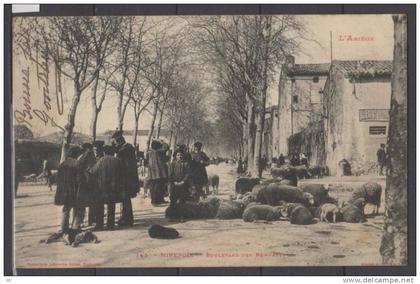 09 - Mirepoix -   Boulevard des Remparts - marché aux moutons