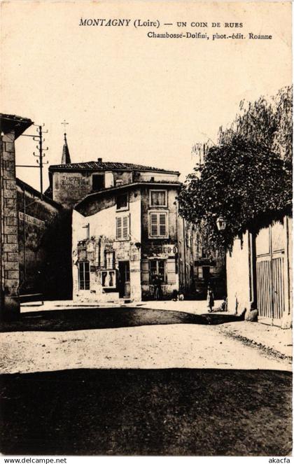 CPA MONTAGNY - Un coin de Rues (580134)