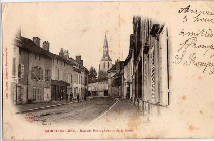 52 MONTIER EN DER Rue des ponts (avenue de la gare), animée dos 1900