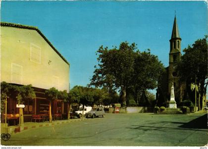 CPM Montredon Labessonnie Place de l'Eglise FRANCE (1016772)
