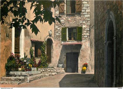 CPM Paysages de France Mougins (A M)Entree de l'Eglise et Quartier de la Tour