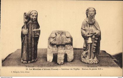 CPA Le Moutier d'Ahun Creuse Interieur de l'Eglise Statues de pierre