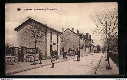 CPA Nantiat, Grande Rue