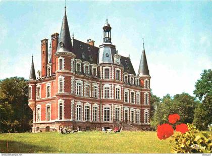 18 - Nérondes - Château de Laverdines - CPM - Carte Neuve - Voir Scans Recto-Verso