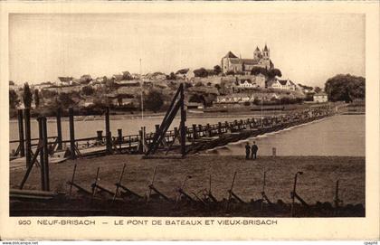 Neuf Brisach - Le Pont de Bateaux - CPA