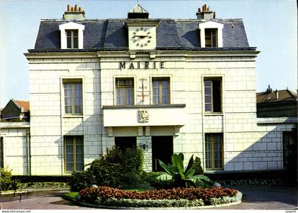 CPSM Neuilly Plaisance La Mairie