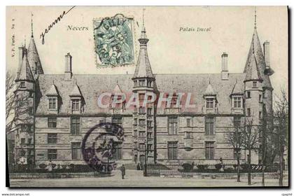 CPA Nevers Palais Ducal