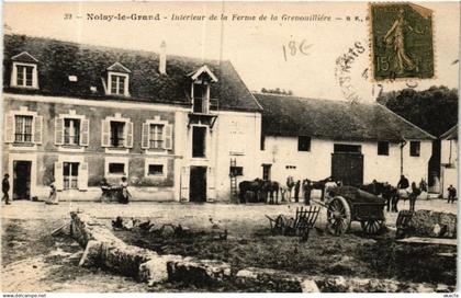 CPA NOISY-le-GRAND Intérieur de la Ferme de la Grenouilliere (569592)